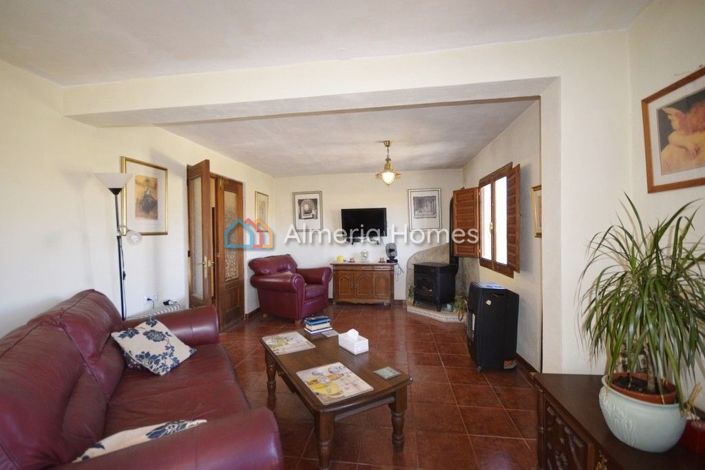 Image No.4-Maison de campagne de 6 chambres à vendre à Oria