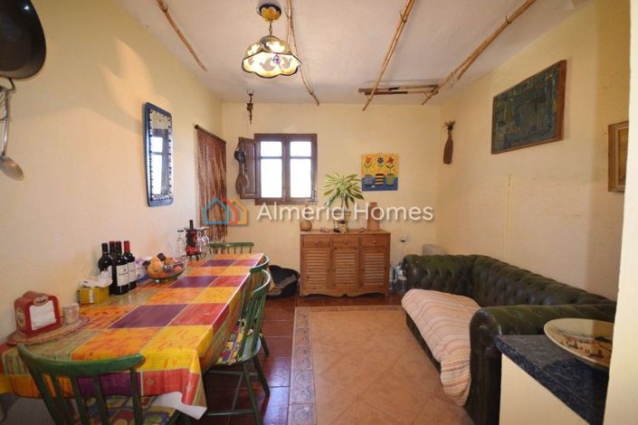 Image No.7-Maison de campagne de 6 chambres à vendre à Oria