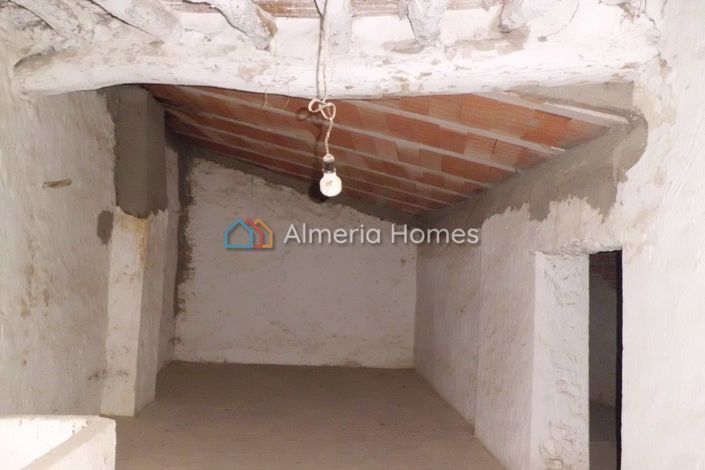 Image No.6-Maison de village de 9 chambres à vendre à Almeria