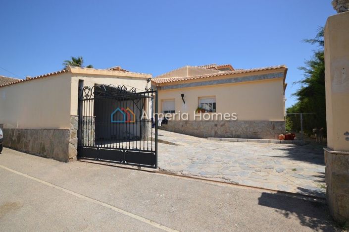 Image No.19-4 Bed Villa for sale