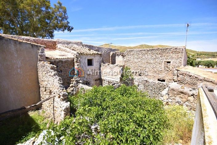 Image No.7-8 Bed Country House for sale