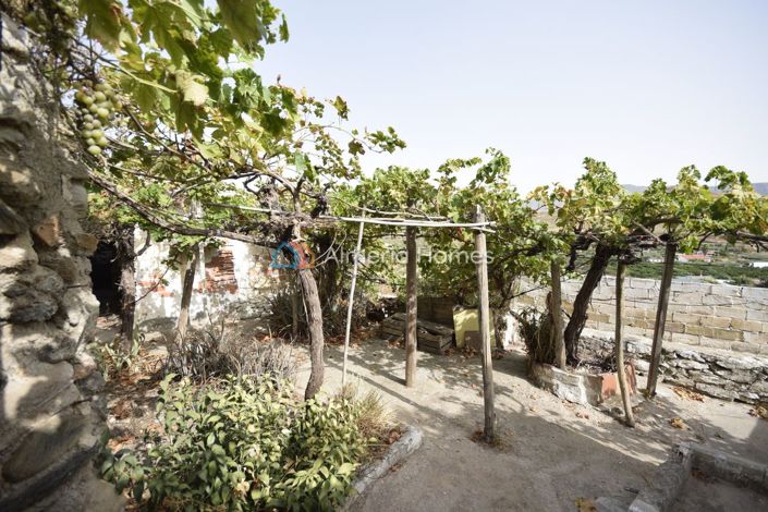 Image No.22-3 Bed Townhouse for sale