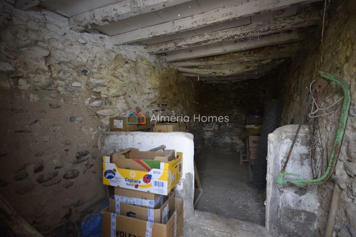 Image No.27-3 Bed Townhouse for sale