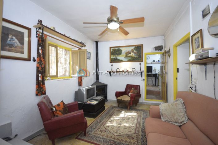 Image No.4-3 Bed Townhouse for sale