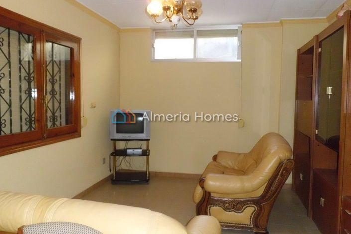 Image No.4-4 Bed Apartment for sale
