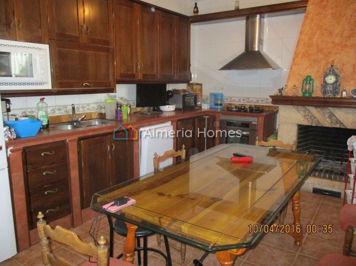 Image No.5-4 Bed Townhouse for sale