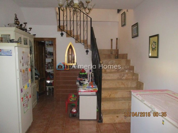 Image No.6-4 Bed Townhouse for sale