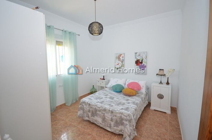 Image No.13-2 Bed Villa for sale