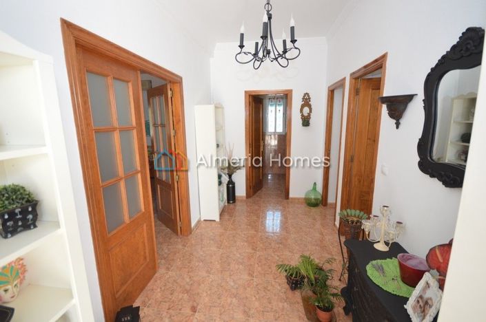 Image No.8-2 Bed Villa for sale