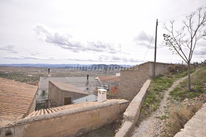 Image No.19-Maison de campagne de 3 chambres à vendre à Oria