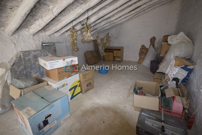 Image No.13-Maison de campagne de 4 chambres à vendre à Oria