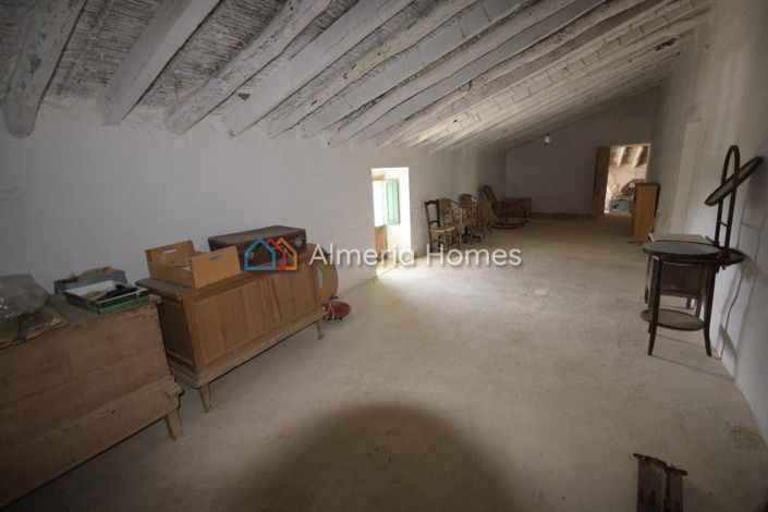 Image No.17-Maison de campagne de 4 chambres à vendre à Oria