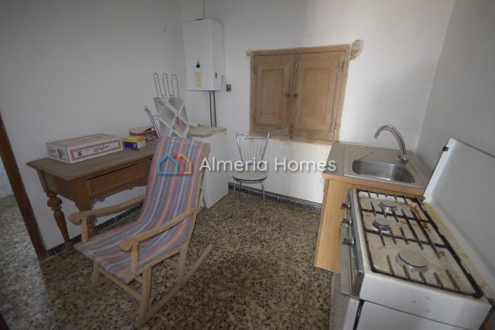 Image No.8-Maison de campagne de 4 chambres à vendre à Oria