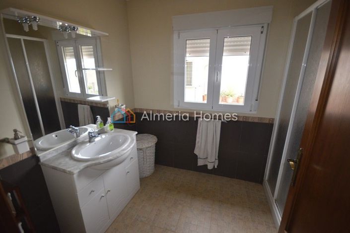 Image No.14-Maison de ville de 6 chambres à vendre à Almanzora