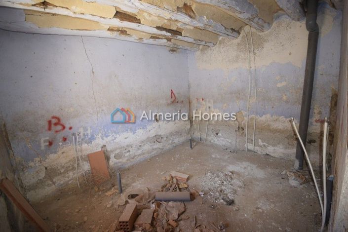 Image No.3-Maison de campagne à vendre à Oria