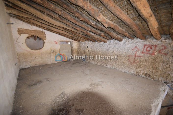 Image No.7-Maison de campagne à vendre à Oria