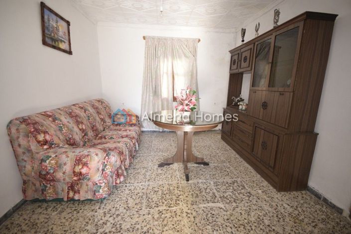 Image No.6-4 Bed Townhouse for sale