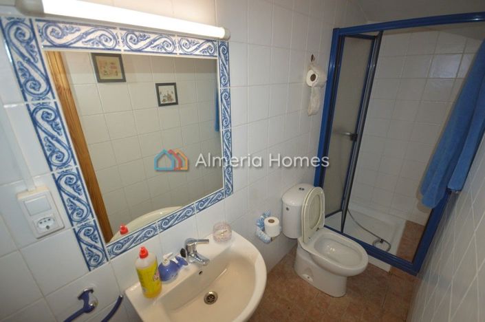 Image No.16-3 Bed Townhouse for sale