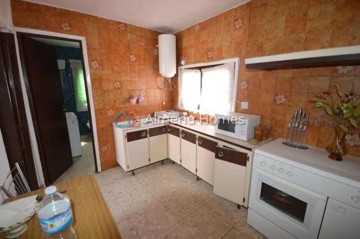 Image No.11-6 Bed Village House for sale