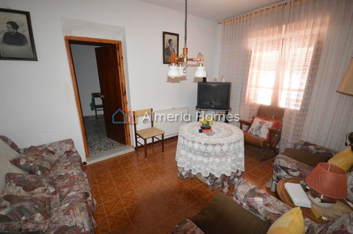 Image No.9-6 Bed Village House for sale