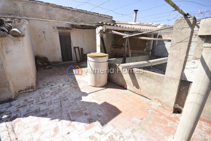 Image No.12-3 Bed Townhouse for sale