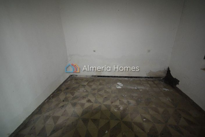 Image No.9-Maison de campagne de 5 chambres à vendre à Oria