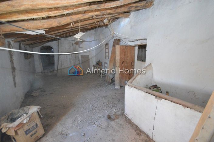 Image No.8-Maison de campagne de 2 chambres à vendre à Oria