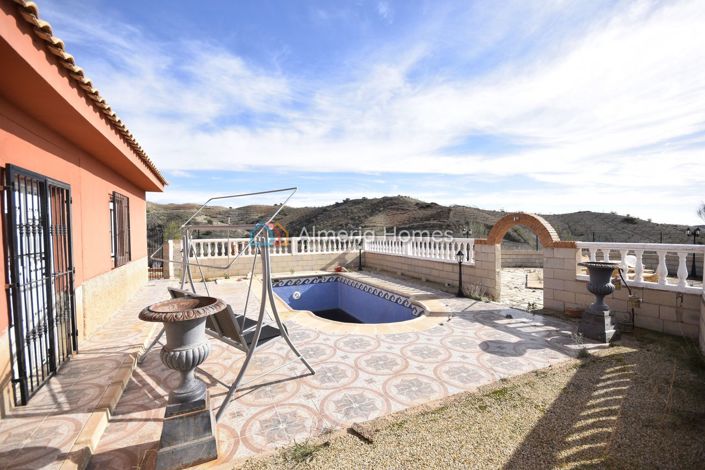 Image No.12-3 Bed Villa for sale