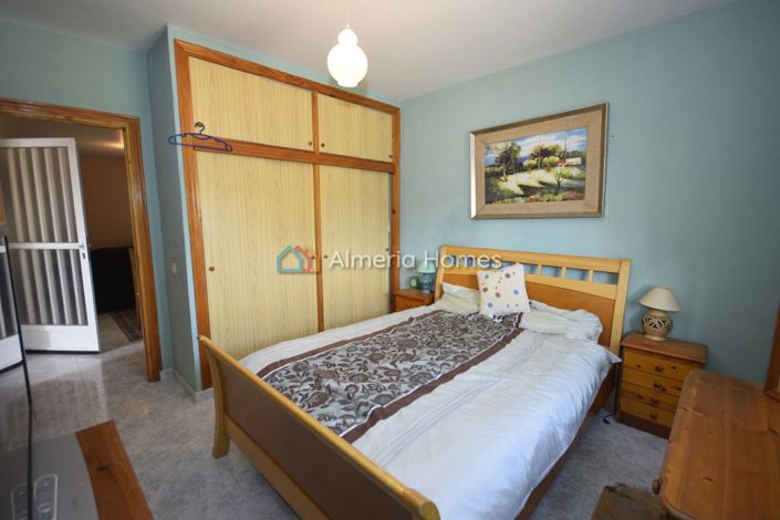 Image No.27-3 Bed Villa for sale