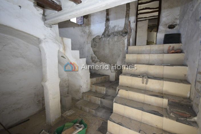 Image No.17-Maison de campagne de 4 chambres à vendre à Oria