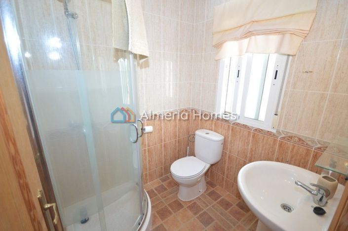 Image No.13-4 Bed Villa for sale