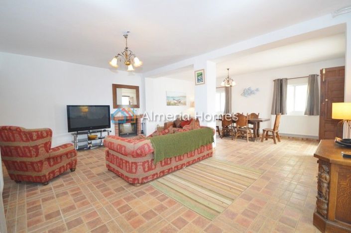 Image No.9-4 Bed Villa for sale