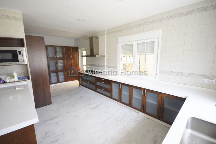 Image No.6-Villa de 4 chambres à vendre à Tíjola