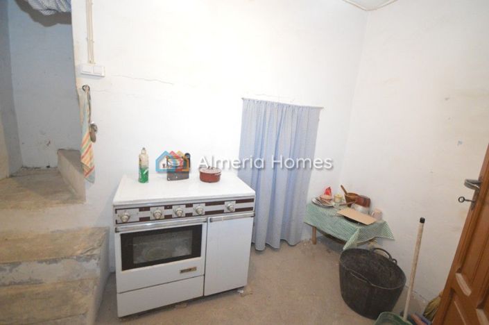 Image No.7-Maison de campagne de 4 chambres à vendre à Oria