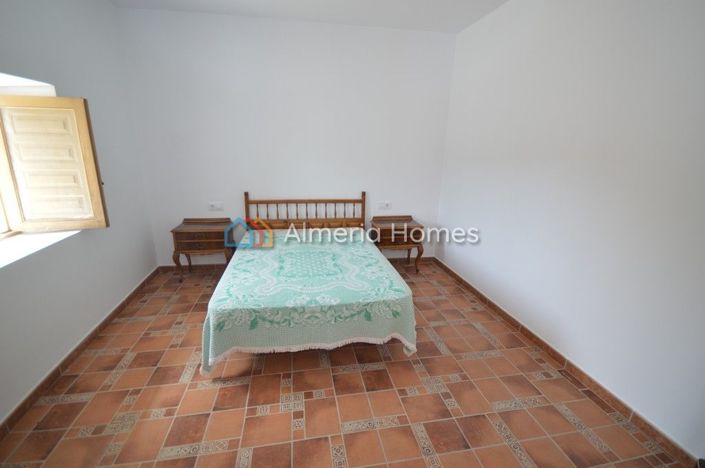 Image No.3-Maison de campagne de 5 chambres à vendre à Albox