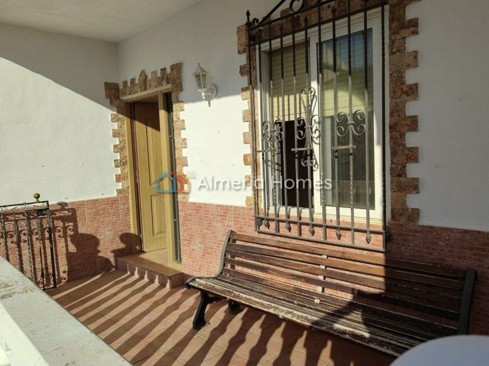 Image No.2-Maison de village de 3 chambres à vendre à Oria