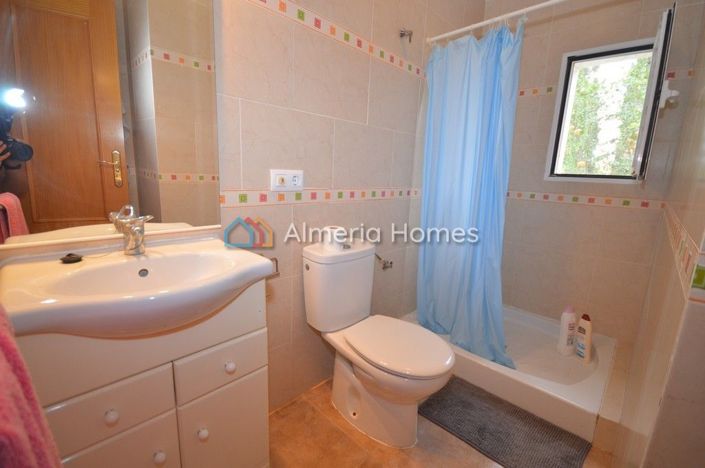 Image No.7-3 Bed Villa for sale