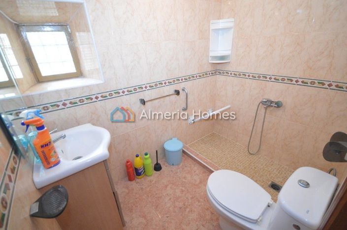 Image No.7-Maison de campagne de 5 chambres à vendre à Albox