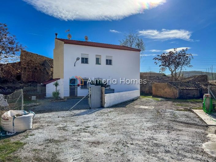 Image No.4-3 Bed Villa for sale