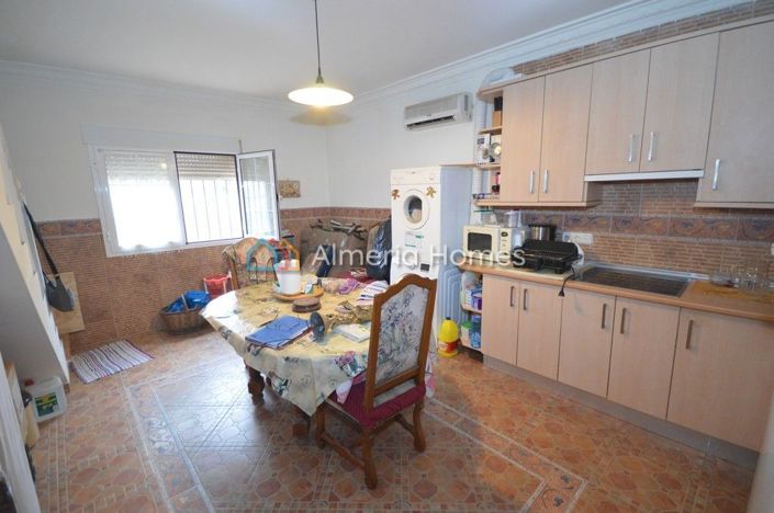 Image No.8-3 Bed Villa for sale