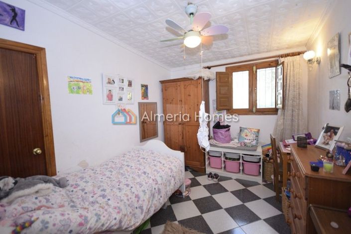 Image No.13-Maison de campagne de 7 chambres à vendre à Arboleas