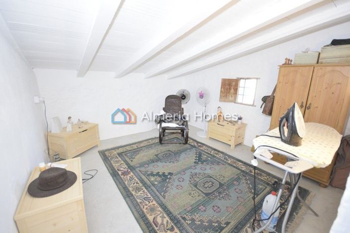 Image No.18-Maison de campagne de 7 chambres à vendre à Arboleas