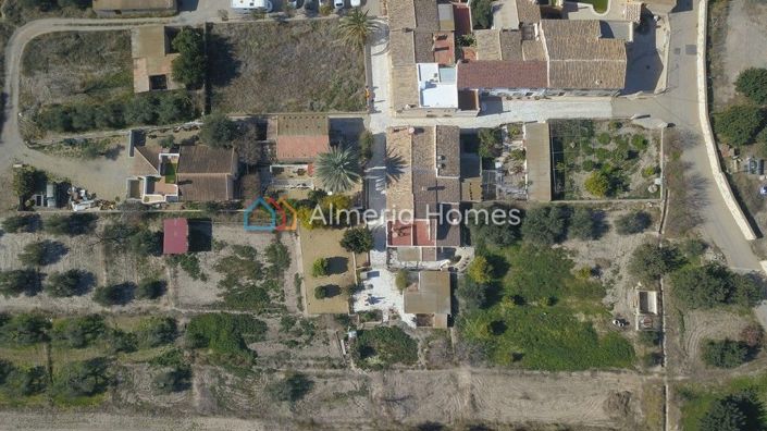 Image No.2-Maison de campagne de 7 chambres à vendre à Arboleas