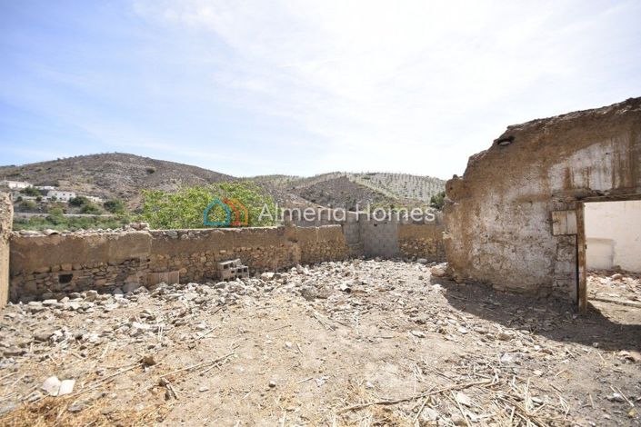Image No.11-Maison de campagne de 4 chambres à vendre à Albox