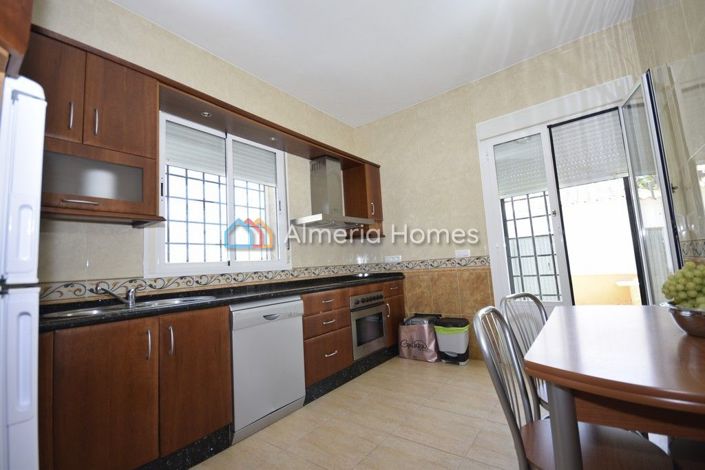 Image No.10-3 Bed Villa for sale