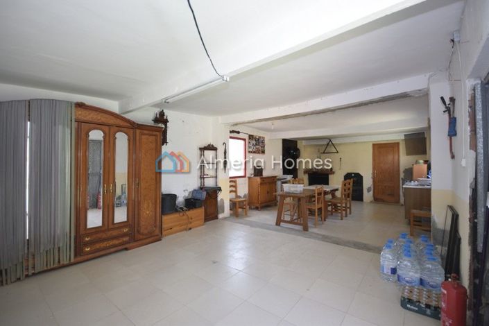 Image No.19-3 Bed Villa for sale