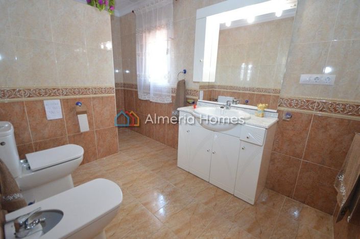 Image No.16-Maison de campagne de 7 chambres à vendre à Albox