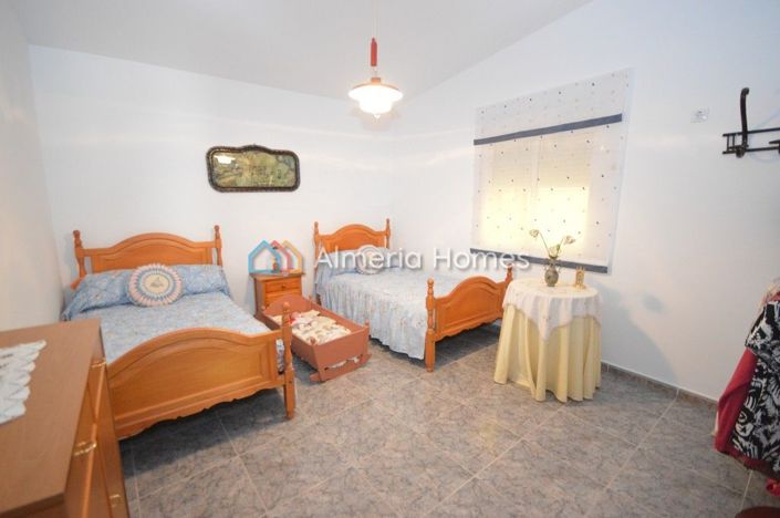 Image No.7-Maison de campagne de 7 chambres à vendre à Albox