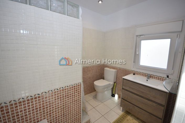 Image No.21-Villa de 6 chambres à vendre à Cuevas del Almanzora