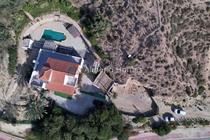 Image No.6-Villa de 6 chambres à vendre à Cuevas del Almanzora